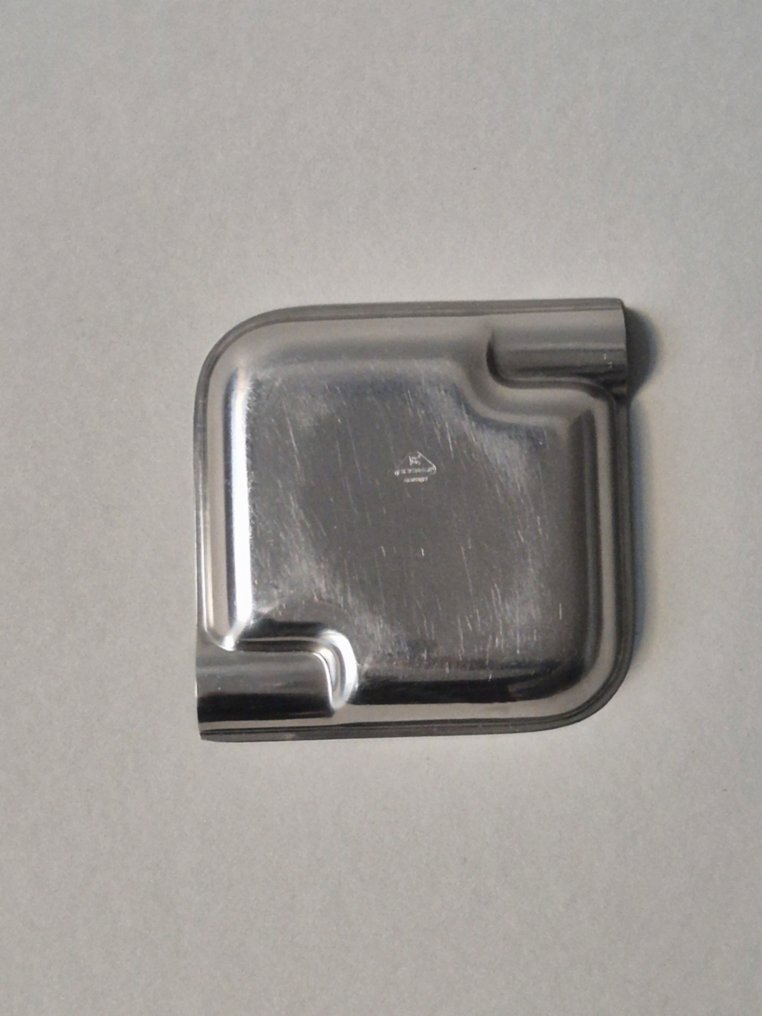 WMF - Wilhelm Wagenfeld - Ashtray - Cromargan #4.3