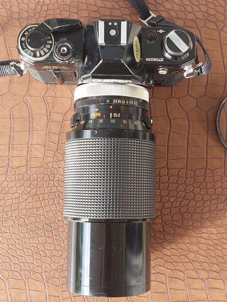 Canon AE-1 + Vivitar 70-210mm | Analogue camera #4.3