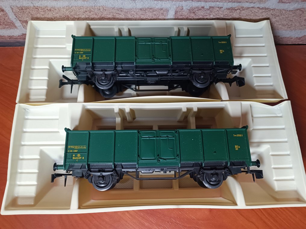 Rivarossi 0 - Carrozza merci di modellini di treni (4) - 4 vagoni merci - NMBS, DB #4.3