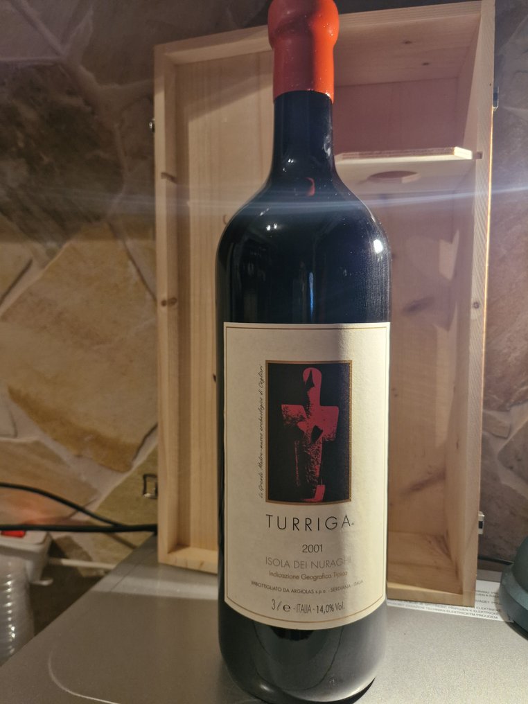 2001 Argiolas, Turriga - Isola dei Nuraghi - 1 Double Magnum/Jeroboam (3.0L) #1.0