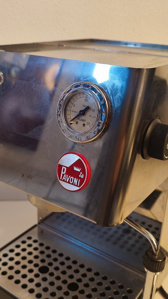 La Pavoni - Kahvinkeitin -  La Pavoni CASABAR -tyypin BRPT kahvikone kotikäyttöön ammattimainen, huollettu. - Teräs, Messinki #4.3