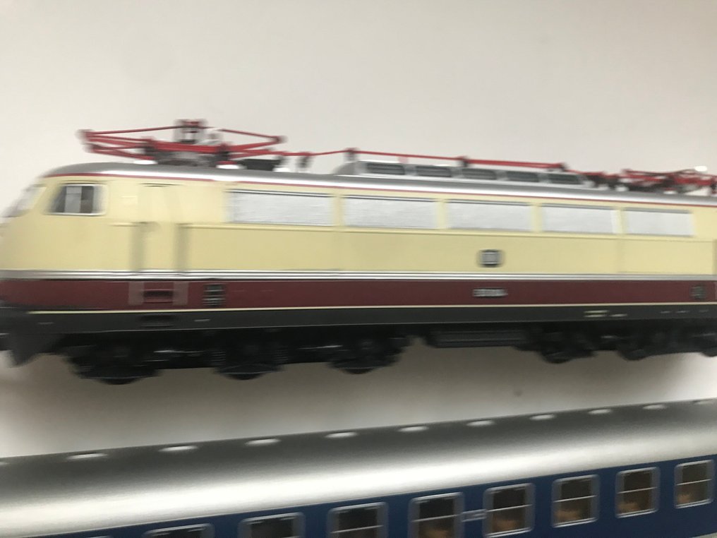 Lima H0 - Tågset (4) - TEE Lok E 03 004 plus 3 Touropawagen - DB #2.1