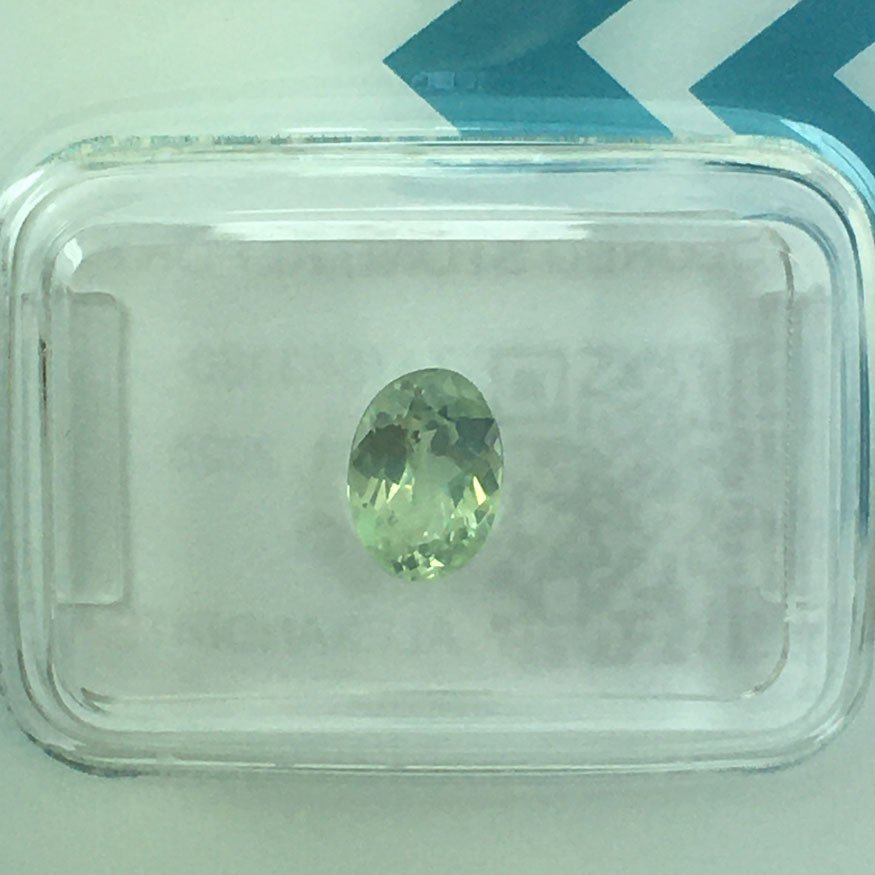 Nincs minimálár - 1 pcs Zöld Alexandrit - 0.91 ct - Nemzetközi Gemmológiai Intézet (IGI) - Színváltó alexandrit #4.3