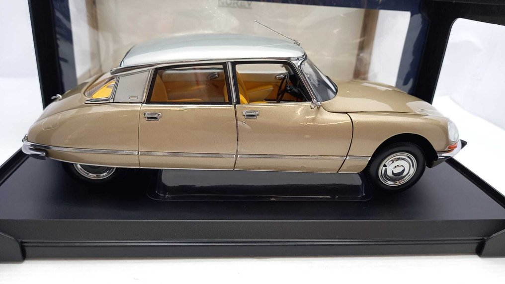Norev 1:18 - Modellauto - Citroen DS 23 Pallas 1972 - (cod.E1) #2.1