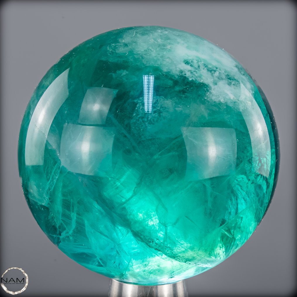 天然顶级品质绿色萤石 Sphere- 530.77 g #1.0