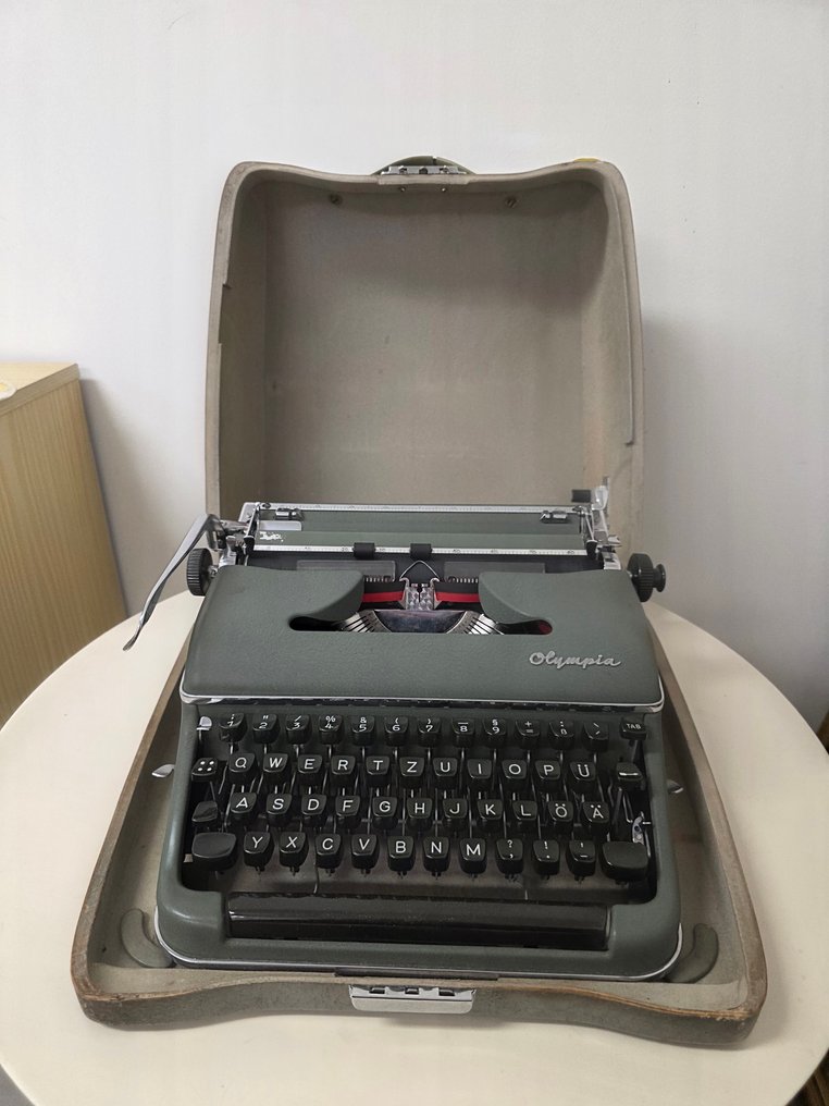 Olympia SM3 - Typewriter - 1960-1970 #1.0