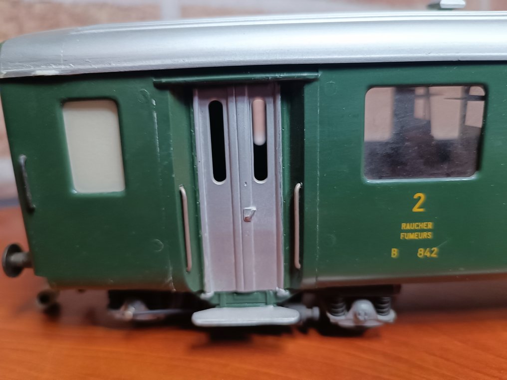 Hermann 0 - Επιβατικό τρένο μοντελισμού (1) - Ι.Χ. επιβατικό - BLS #2.1