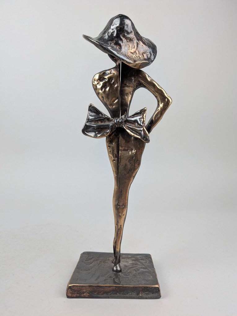 Yves Lohe (1947) - femme dos nœud #1.0