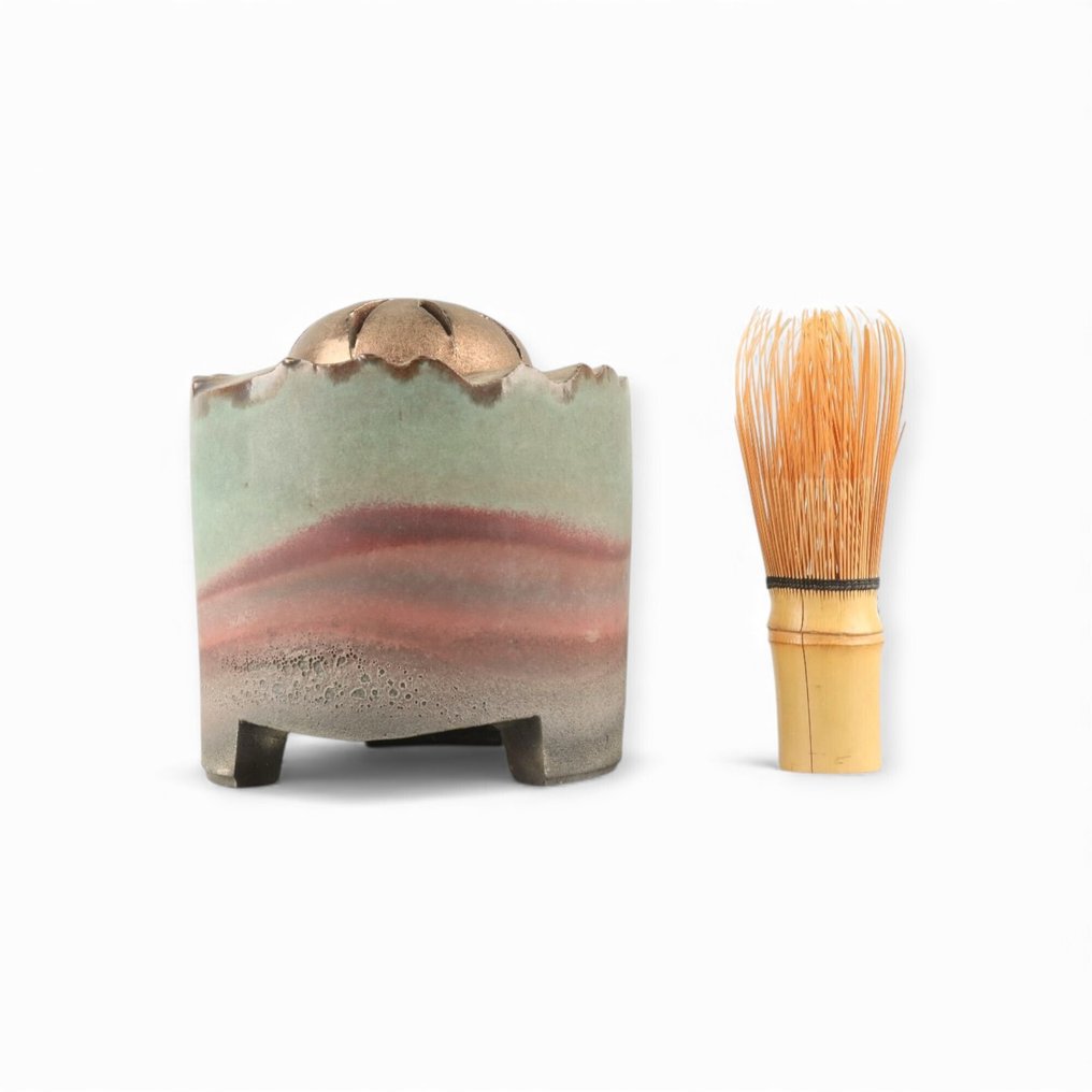 Yamato Tsutomu – Queimador de incenso Hagi-yaki com padronagem fluida com detalhes em ouro – Japonês - Porcelana - Yamato Tsutomu - Japão - Período Shōwa (1926-1989) #4.3