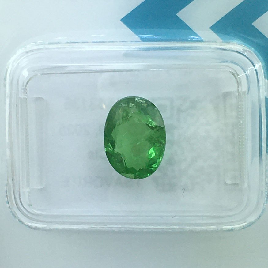No reserve price - 1 pcs  Green Tsavorite  - 2.08 ct - International Gemological Institute (IGI) - NATURAL TSAVORITE #2.1