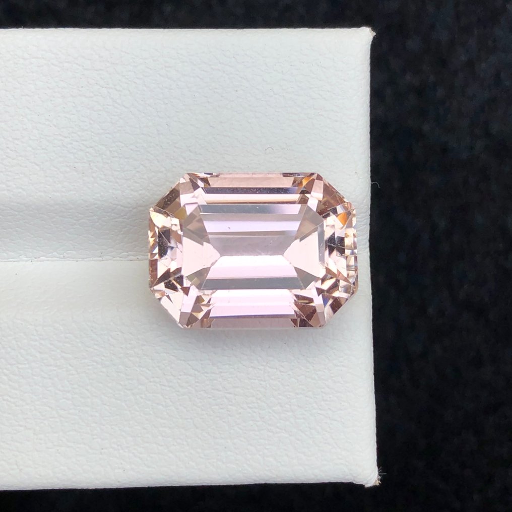 Fără preț de rezervă - 1 pcs Roz Kunzite - 13.64 ct - IGI (Institutul gemologic internațional) - Kunzit natural #4.3