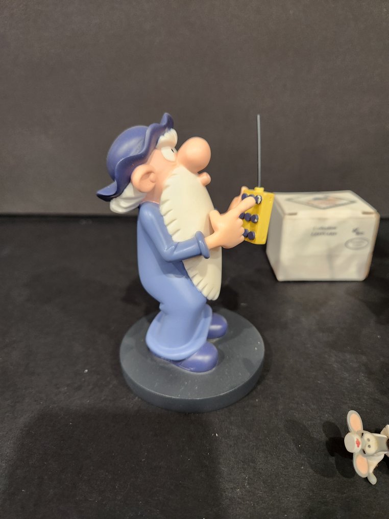 Leblon Delienne - Léonard - 1 - Collection complète scène Leonard Tralala #1.0