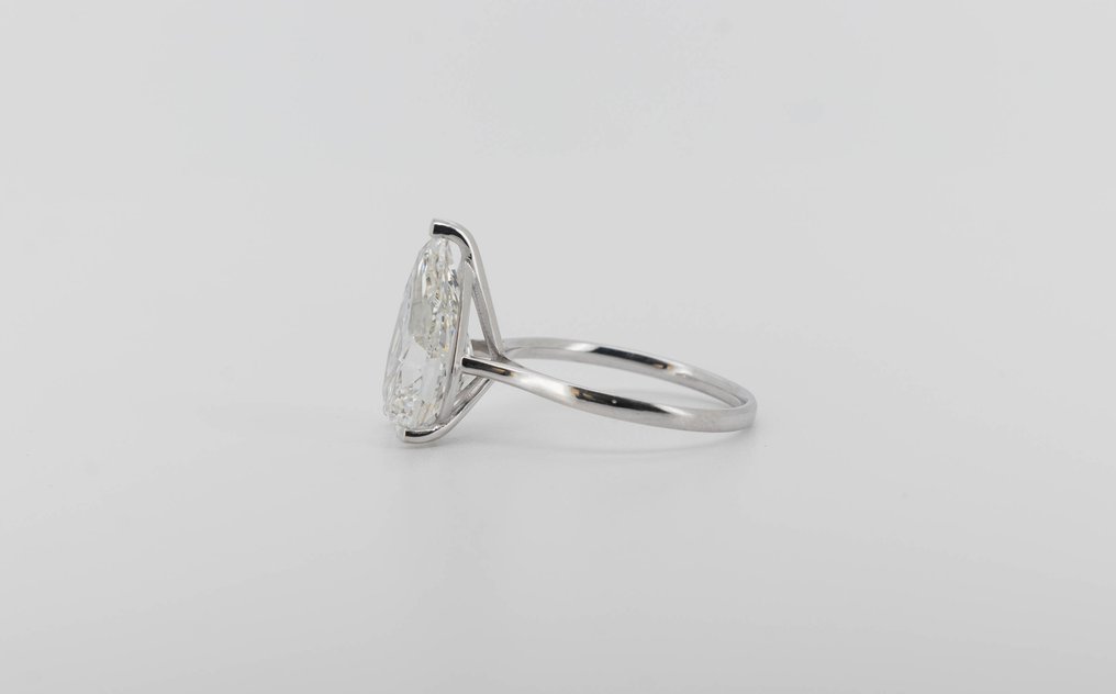 Sans Prix de Réserve - Bague - 14 carats Or blanc - 5.06ct. tw. Diamant (Cultivé en laboratoire) - Pear F-VVS2 #4.3