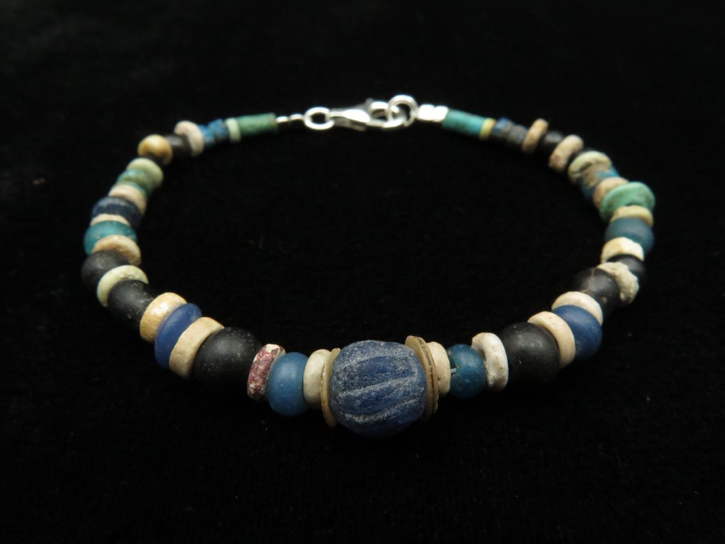 Αρχαία Αιγυπτιακή Βραχιόλι από γυαλί και φαίνια, χάντρες μούμιες με γυάλινο καρπό - 16 cm  (χωρίς τιμή ασφαλείας) #1.0