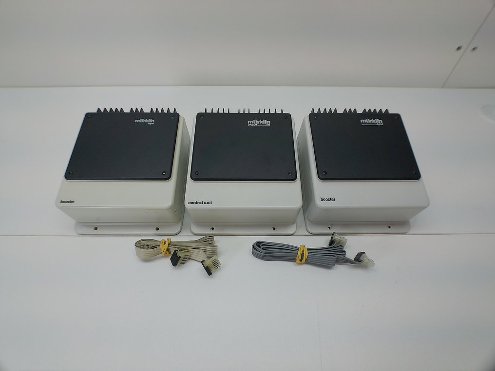 Märklin H0 - 6020 - 6017 - 6015 - Model train control unit (3) - Märklin 6020 Control unit - Märklin 6015 Booster - Märklin 6017 Booster #1.0