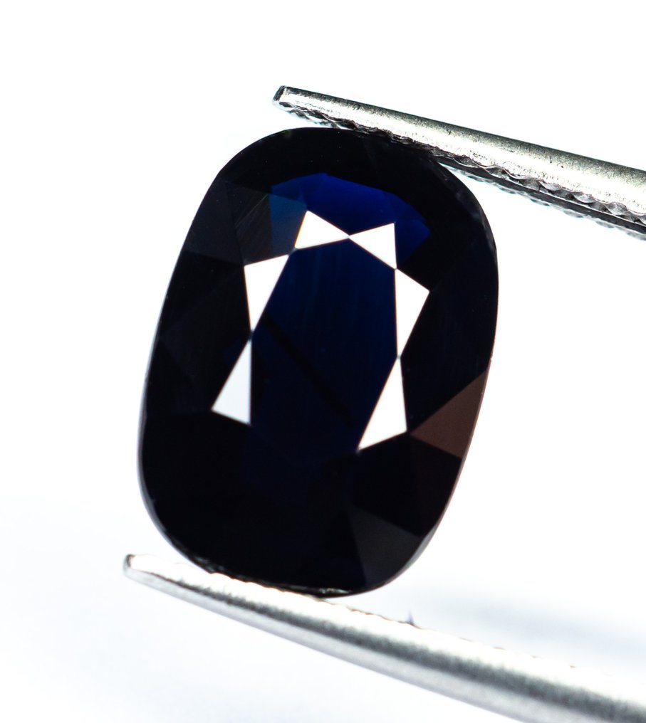Ingen mindstepris Safir  - 5.29 ct - Bellerophon Gemlab - Mørk Blå #1.0