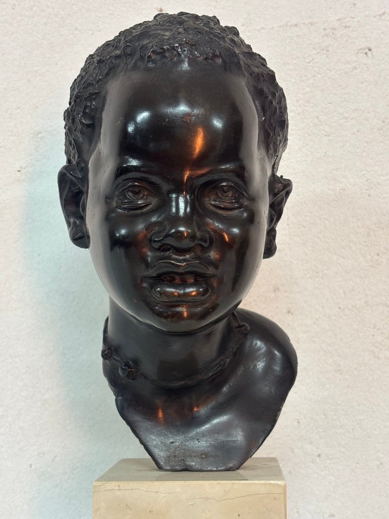 Nevil (C.Nevil) - 半身像, Busto di Giovane Moro Sorridente (Jeune Maure) - 35 cm - 銅綠青銅 #1.0