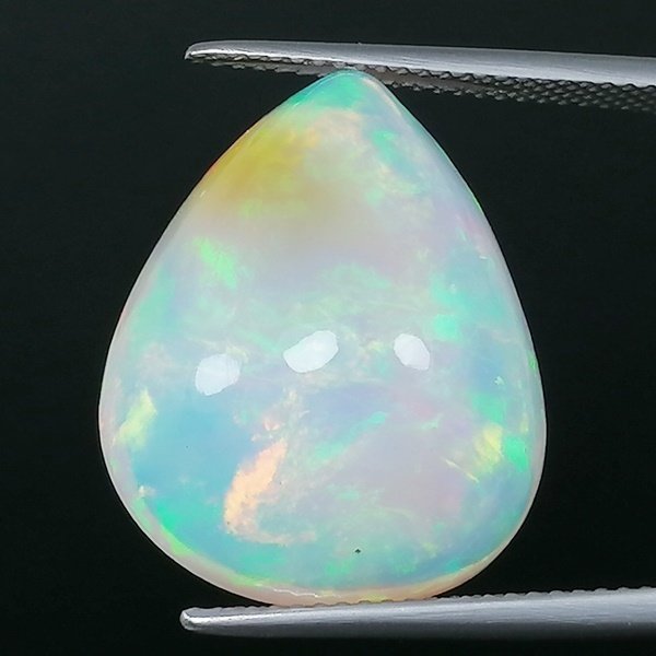 Opal  - 14.79 ct - Instituto Gemólogico Español (IGE) - Intense Color Play #4.3
