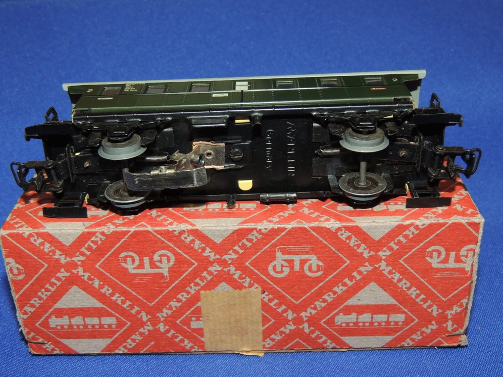 Märklin H0 - 329/1 (4002.4), 329/4 (4003.3) - Επιβατικό τρένο μοντελισμού (3) - 3 πυροβόλα - DB #2.1