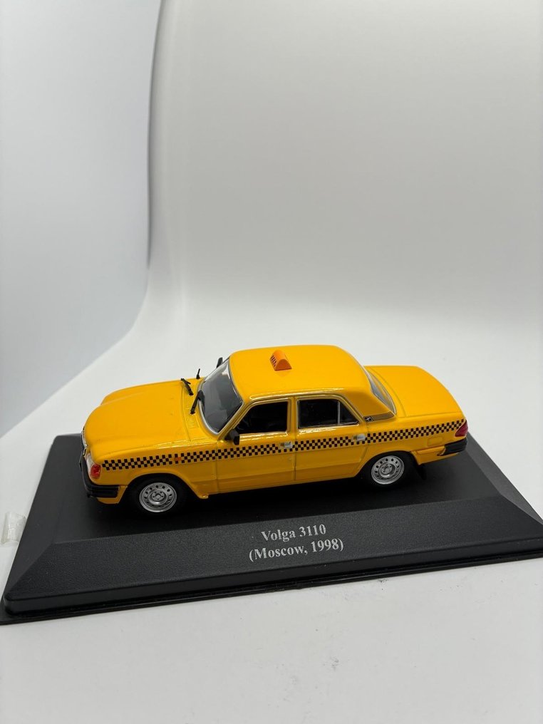 1:43 - Model car - VOLGA - 3110 #1.0