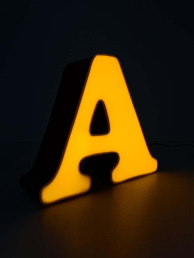 Lampe de table - Plexiglas - Lettre A #4.3