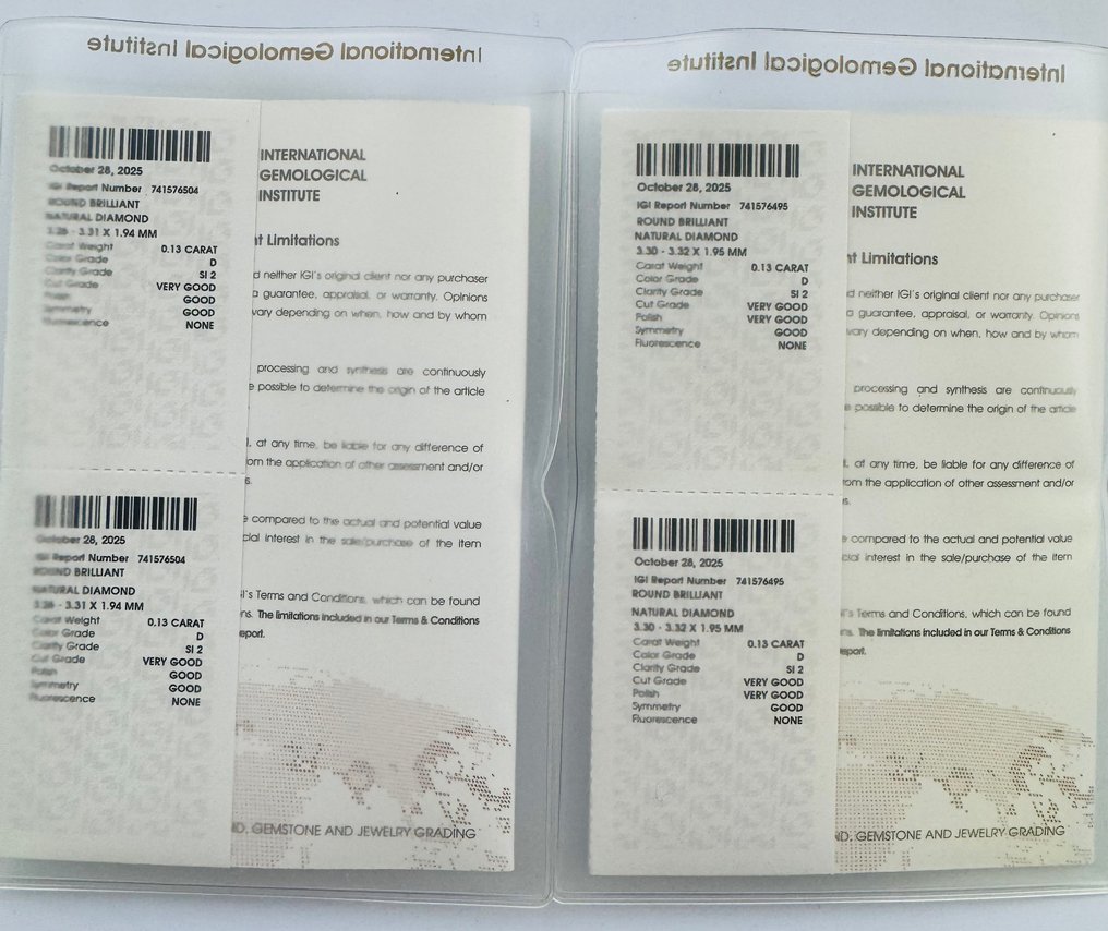 No Reserve Price - 2 pcs Diamond  (Natural)  - 0.26 ct - Round - D (colourless) - SI2 - International Gemological Institute (IGI) - *Matching Pair* #4.3