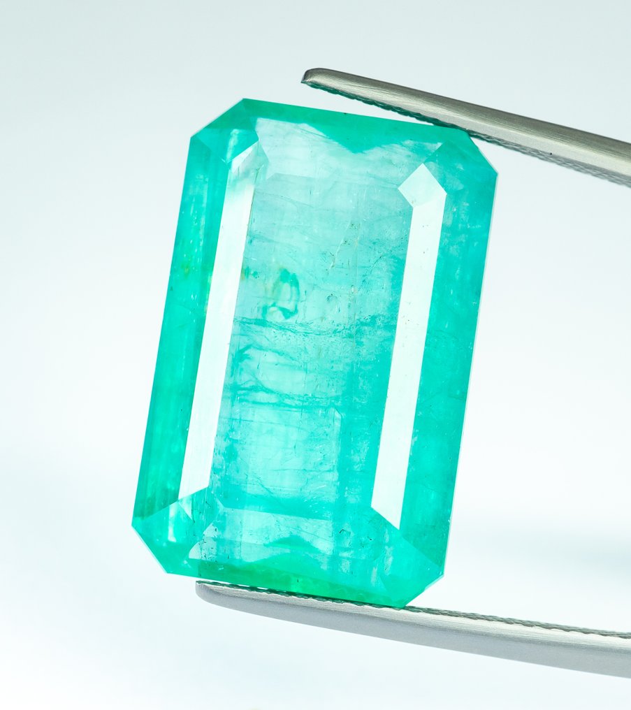 Ingen mindstepris Smaragd - 26.83 ct - Bellerophon Gemlab - Blågrøn (Nigeria) #1.0
