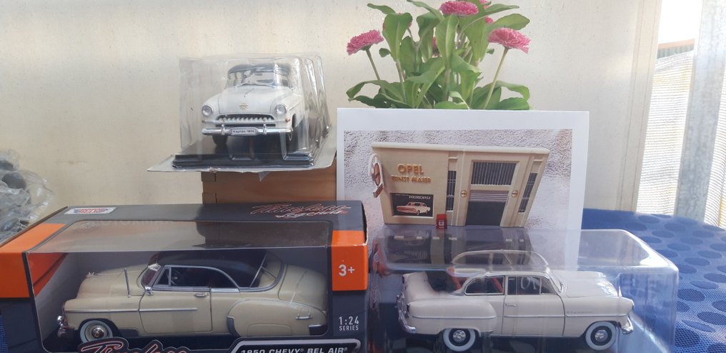 1:24 - Modellauto  (3) - OPEL   Olympia, OPEL Kapitän.  CHEVY  Bel Air #1.0