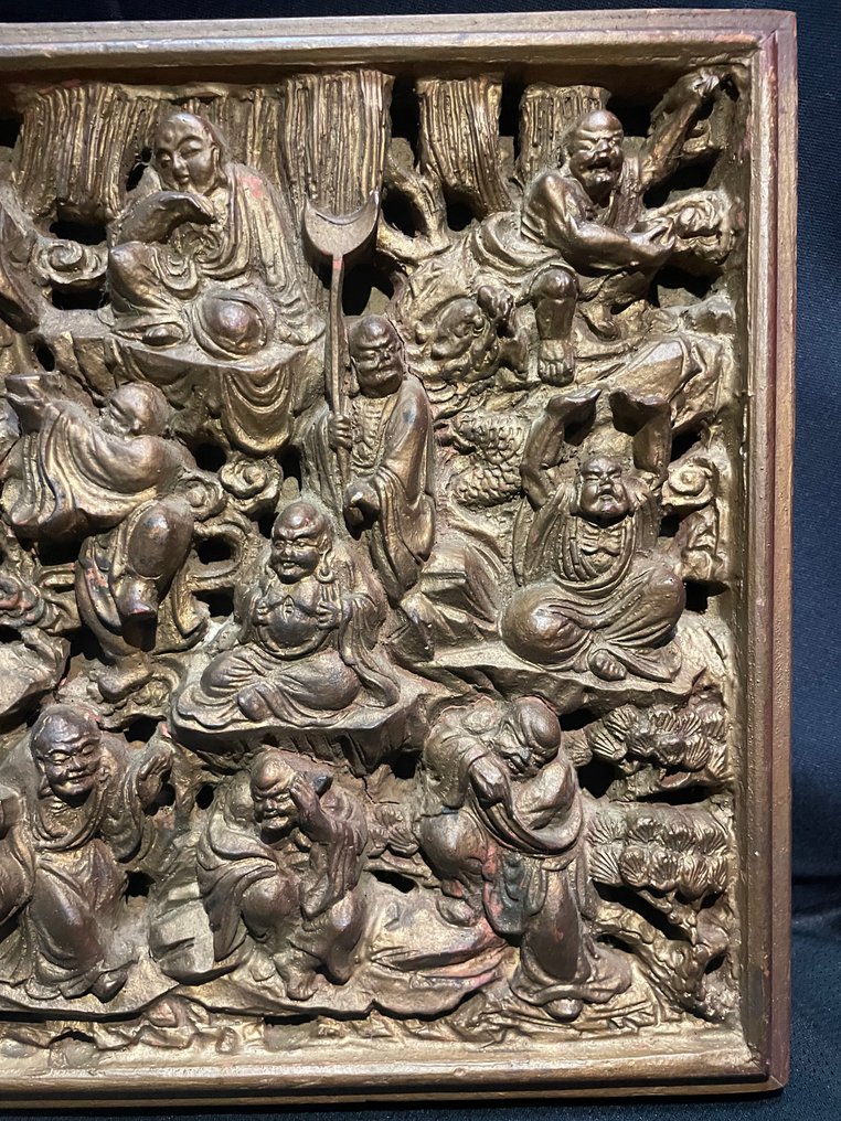 Window flower carving of Maitreya Buddha - Hardwood - China  (No Reserve Price) #4.3