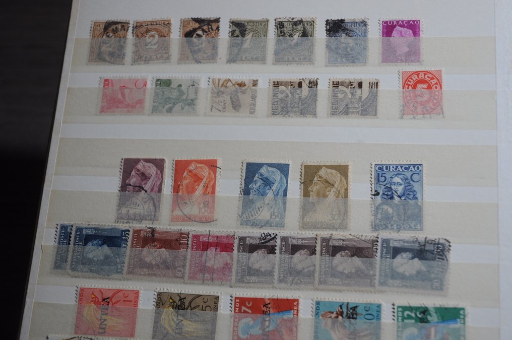 Netherlands and overseas - Search in various albums and stock books (190 photos). #4.3