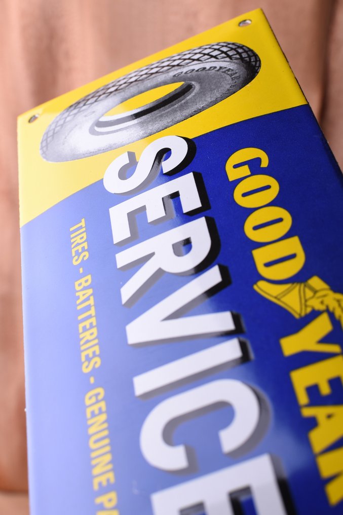 Sign - Goodyear - Goodyear SERVICE; enamel sign; endures time #1.0