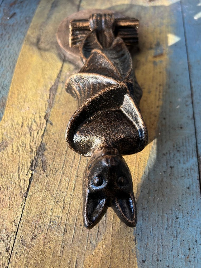 敲门器 (2) - 最近的 - 两个蝙蝠门敲者 #2.1