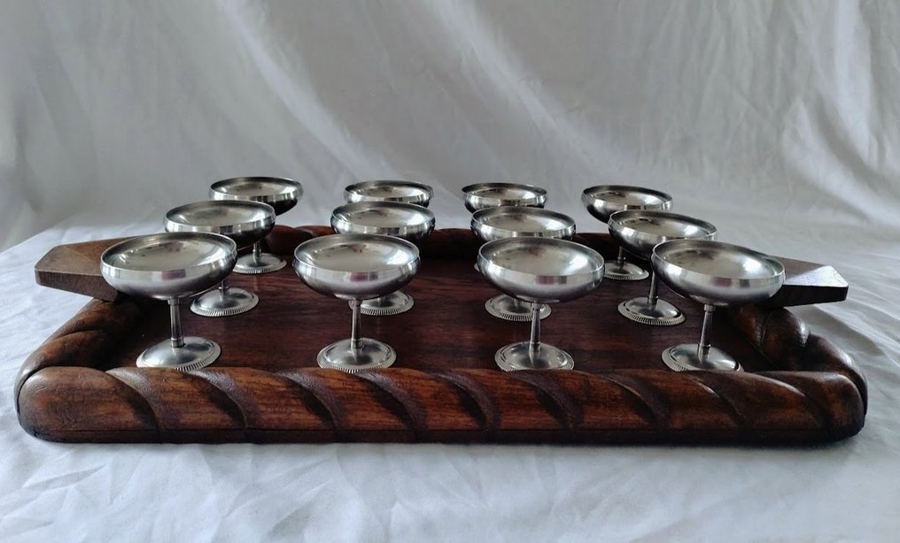 Letang et Remy - Champagneglas - Inox - Egetræ - Tolv champagneglas og et fad i eg #1.0
