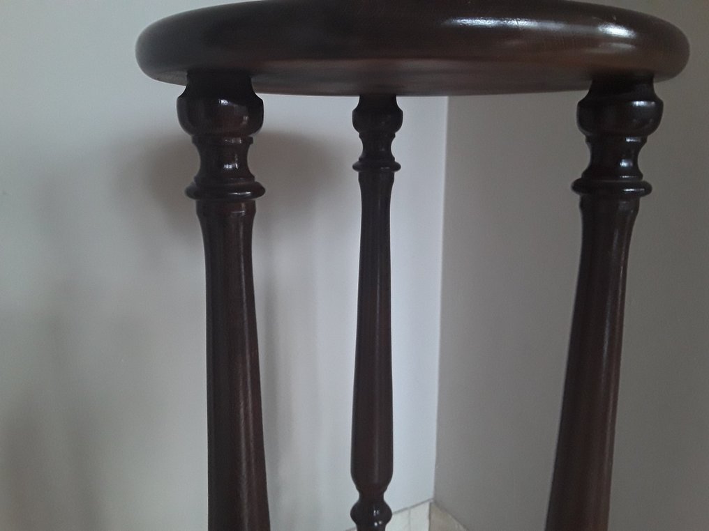 站架 (2) - 橡木, 銅 - 花槽在橡木脚上 #3.2