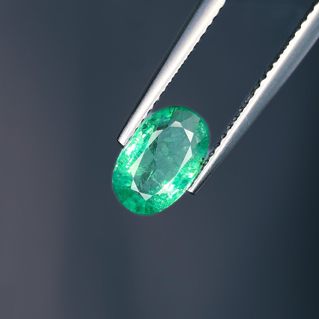Nincs minimálár Smaragd - 1.57 ct - Nemzetközi Gemmológiai Intézet (IGI) #1.0