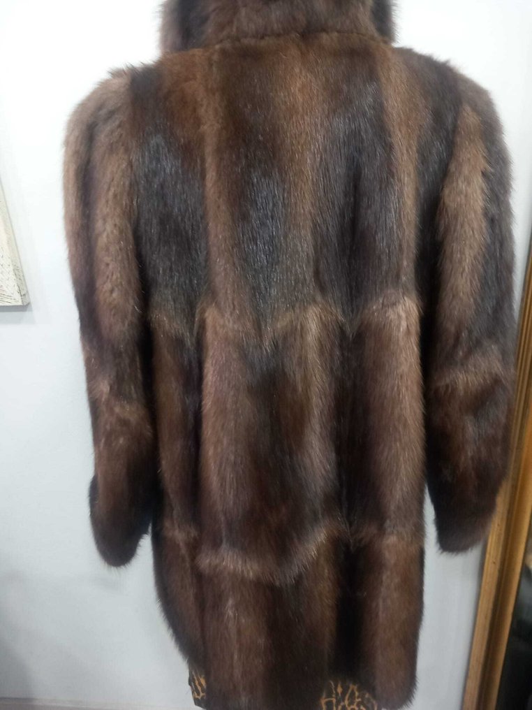 Artisan Furrier - Γούνινο παλτό #3.2