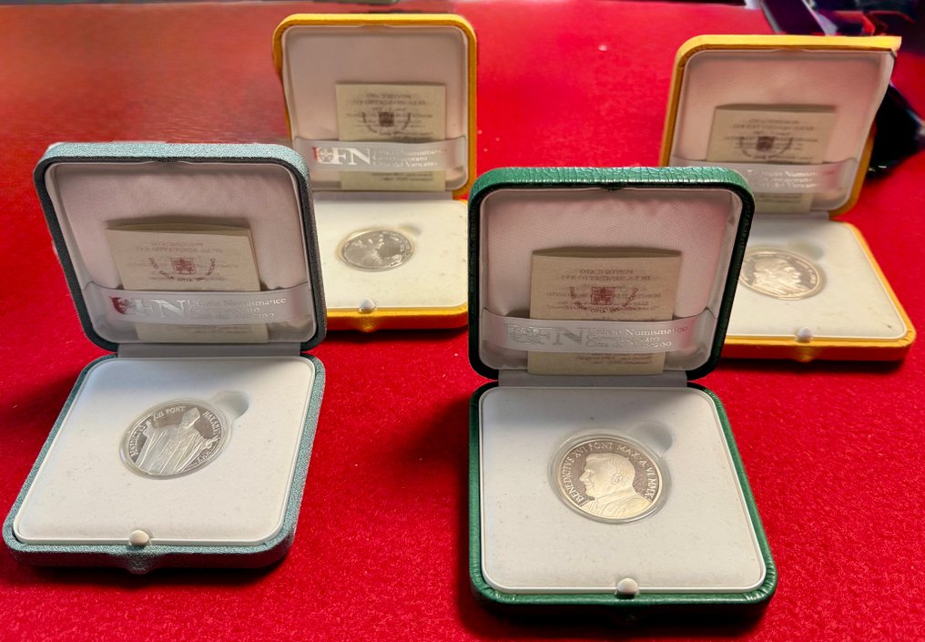 Vaticano. 5 Euro / 10 Euro 2009/2010 (4 moedas) #1.0