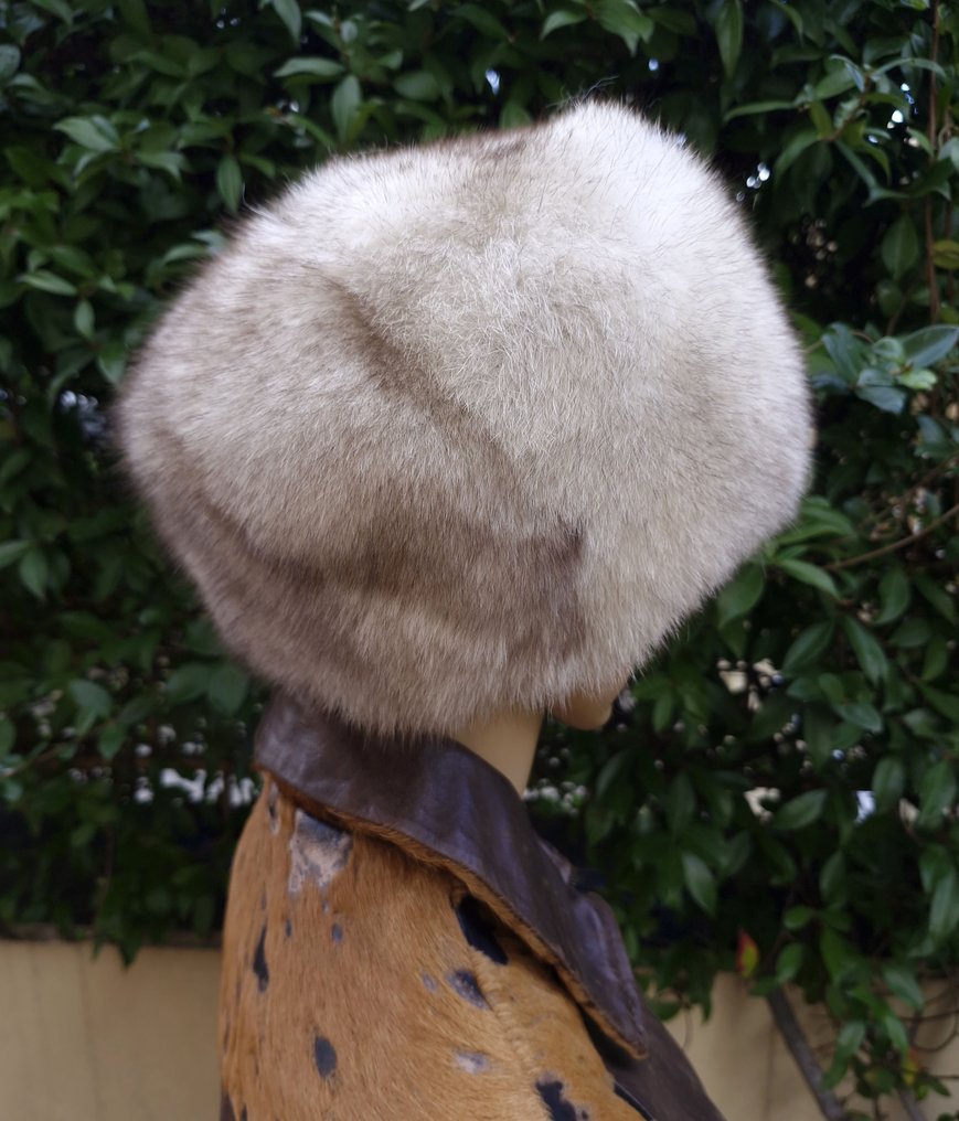 Artisan Furrier - Hut (1) - Fuchs #3.2