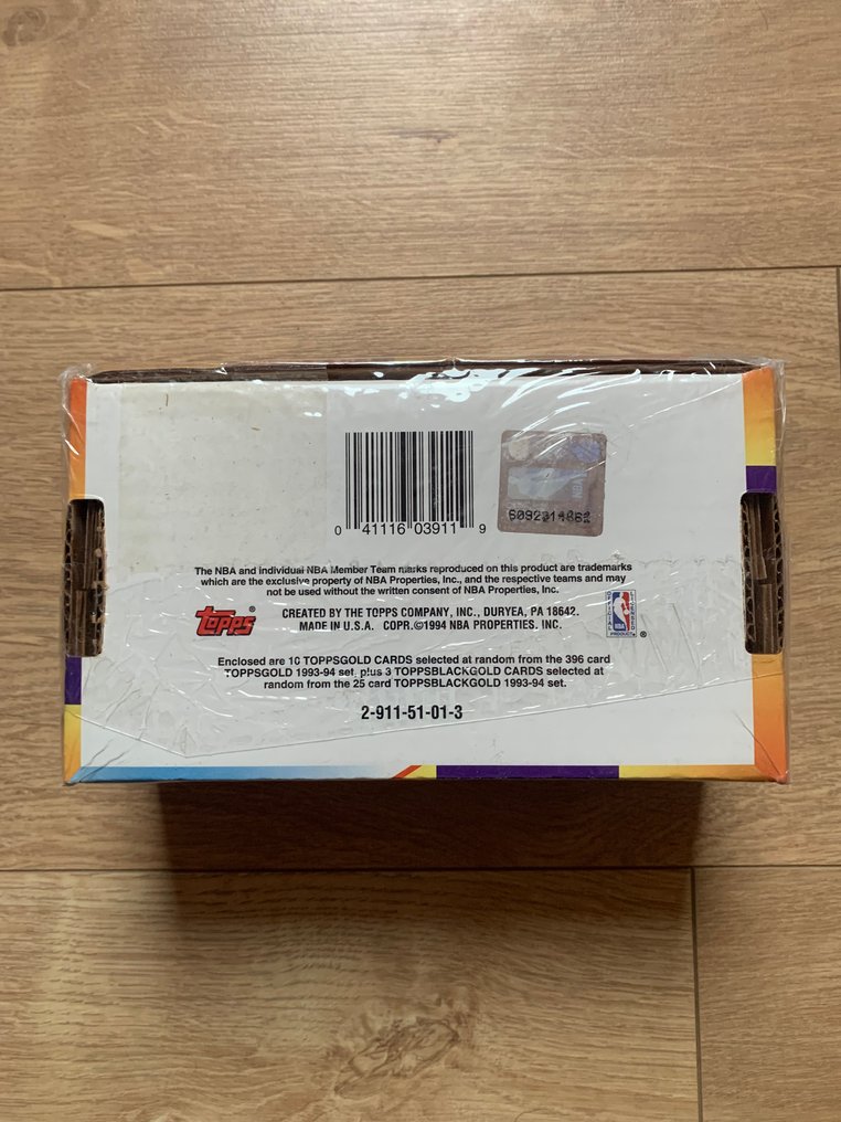 1993/94 Topps Michael Jordan, Shaquille O'Neal Topps - 1 Sealed box - Excellent (EX) #1.0