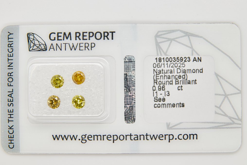 Senza Prezzo di Riserva - 4 pcs Diamante  (Con trattamento colore)  - 0.96 ct - Rotondo - I1, I2, I3 - Gem Report Antwerp (GRA) #1.0