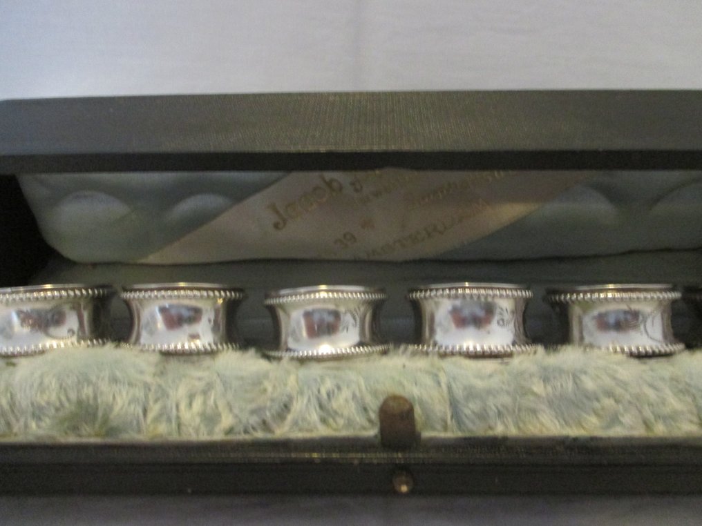 Δαχτυλίδι πετσέτας (6) - Ασημί #1.0