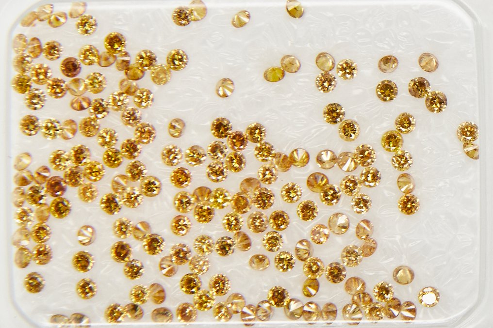 χωρίς τιμή ασφαλείας - 175 pcs Διαμάντι (Φυσικό) - 0.83 ct - Στρογγυλό - SI1, SI2, I1, I2, I3 - Gem Report Antwerp (GRA) #1.0