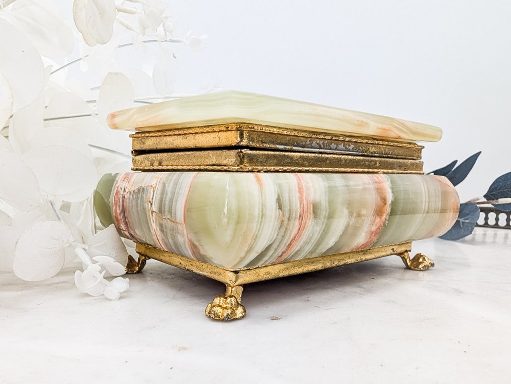 Belle boîte à bijoux en marbre d'onyx vert, pieds pattes de lion en laiton doré - Schmuckschatulle - Messing, Onyx #3.2