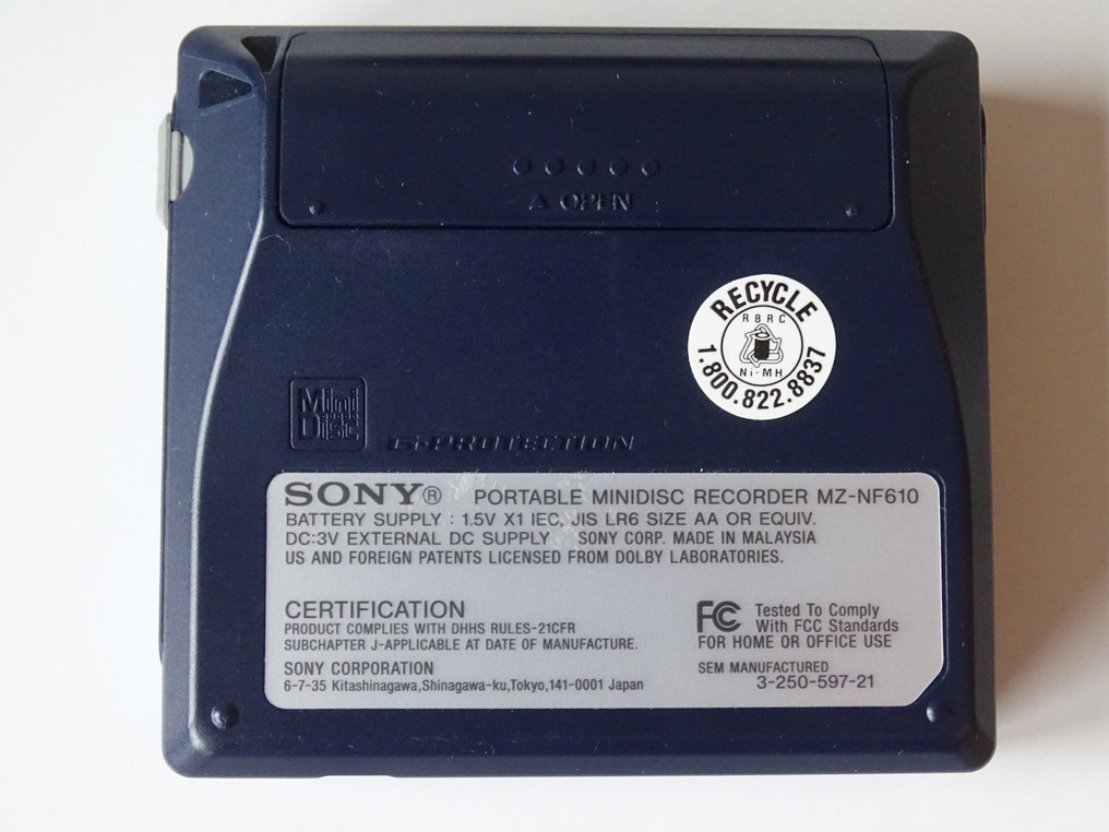 Sony - Portable Minidisc Recorder MZ-NF610 & Remote Control Tuner RM-MC37LT CD player #4.3