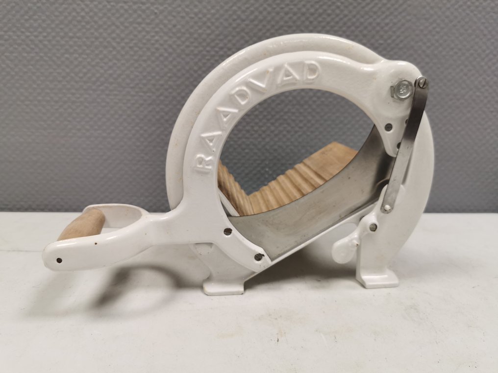 Raadvad - Ove Larsen - Brødkutter - 294 - Tre, Stål, Jern #1.0