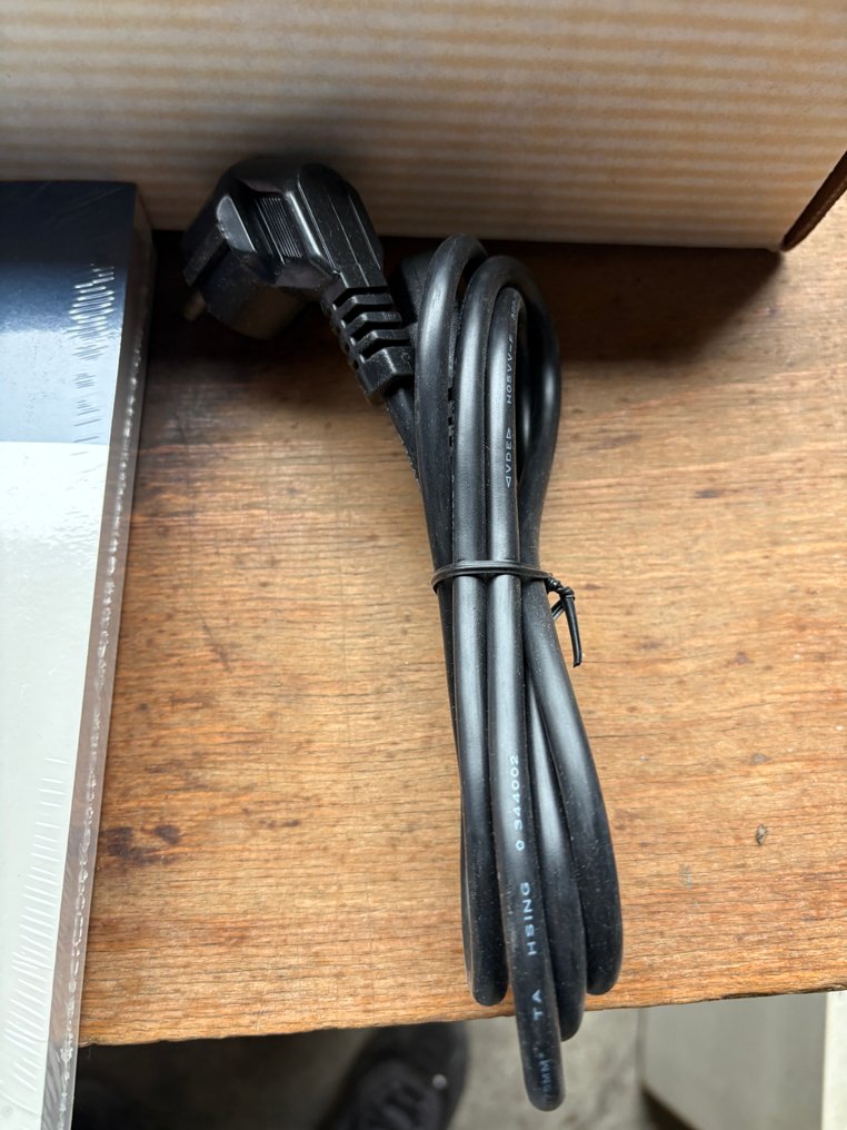 Unisys PW/2 Advantage – NOS keyboard + MS-DOS 4.0 & Windows documentation – 1980s - 电脑 (3) - 原装盒未拆封 #3.2