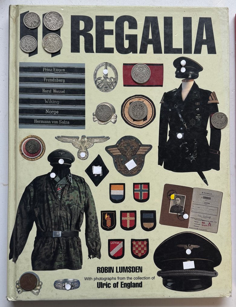 2 Bücher Uniformkunde - ....Regalia - 1990 #1.0