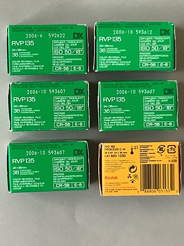 Fuji, Ilford und Kodak 14x Farb- und Schwarzweiß Filme 135 - 36 | Pellicola inutilizzata #4.3