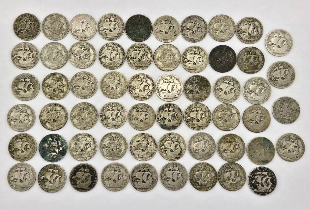 Portugal. Republic. 2 ½ Escudos (58 Moedas)  (Zonder Minimumprijs) #1.0