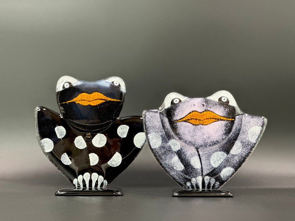 Studio Habrat - Figurin - Frog (2) - fusion #1.0